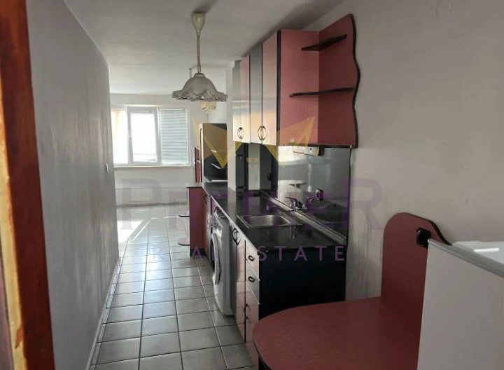 ТРИСТАЕН АПАРТАМНЕТ ЗАВОД ДРУЖБА - - снимка 1 - Имоти Премиер