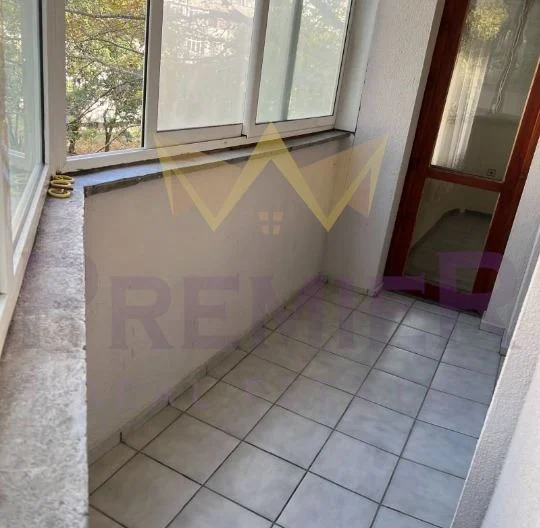 ТРИСТАЕН АПАРТАМНЕТ ЗАВОД ДРУЖБА - - снимка 6 - Имоти Премиер