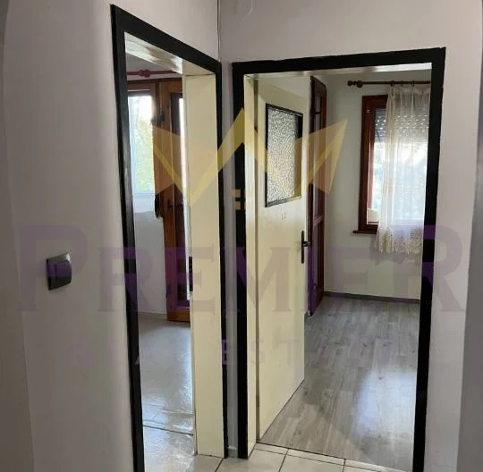 ТРИСТАЕН АПАРТАМНЕТ ЗАВОД ДРУЖБА - - снимка 7 - Имоти Премиер