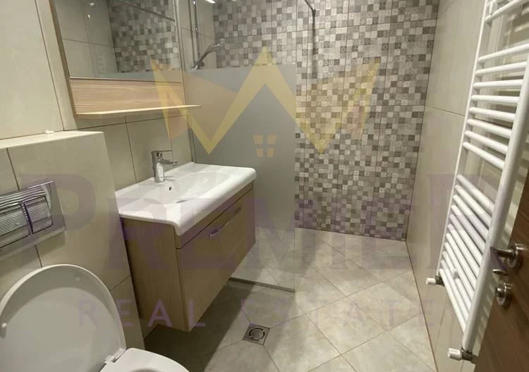 ТРИСТАЕН ЧИСТО НОВ АПАРТАМЕНТ ЧЕРВЕН ПЛОЩАД - - снимка 9 - Имоти Премиер