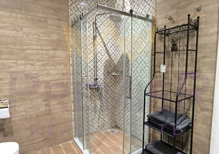 Тристаен дизайнерски апартамент Св.Константин и Елена -  - снимка 16 - Имоти Премиер