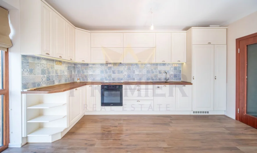 ТРИСТАЕН ДО КЛЮЧ С КУХНЯ - - снимка 1 - Имоти Премиер