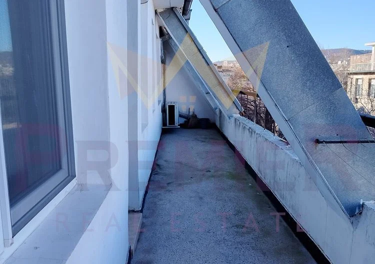 Тристаен Генерали – Червен площад -  - снимка 4 - Имоти Премиер