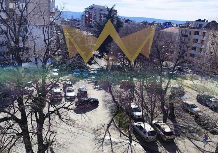 🌇 ТРИСТАЕН | ИЗТОК/ЮГ | ДВЕ ТЕРАСИ | ДО ЧИТАЛИЩЕ МАЯКОВСКИ - - снимка 2 - Имоти Премиер