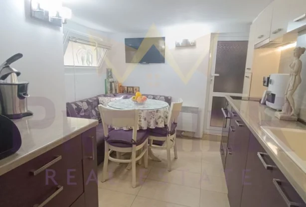 Код на имот: 1074141, Площ: 65 м<sup>2</sup> кв.м, Апартаменти Варна Колхозен пазар - Цена: 129000 EUR