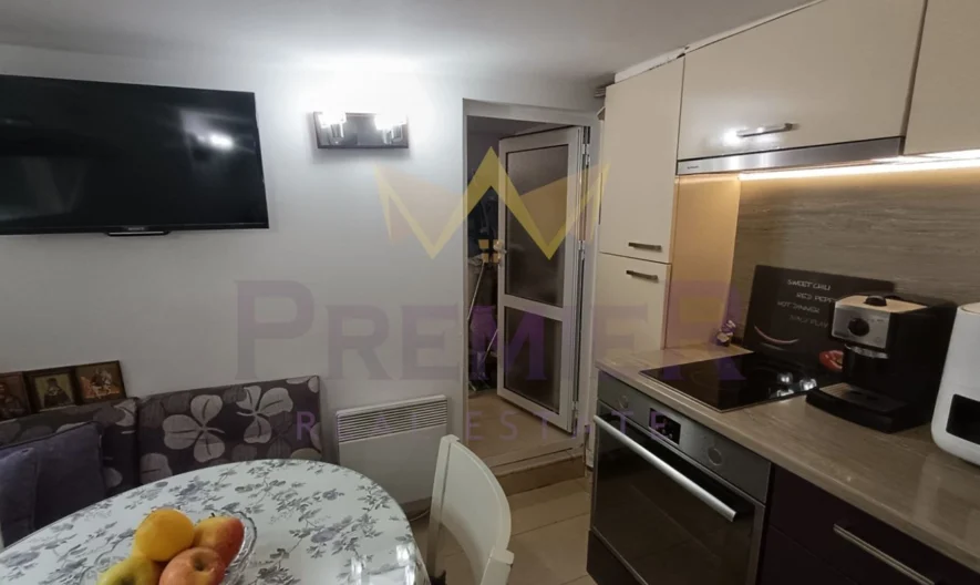 Тристаен Колхозен пазар -  - снимка 4 - Имоти Премиер