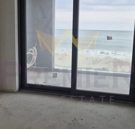 Тристаен лукс на първа линия -  - снимка 11 - Имоти Премиер