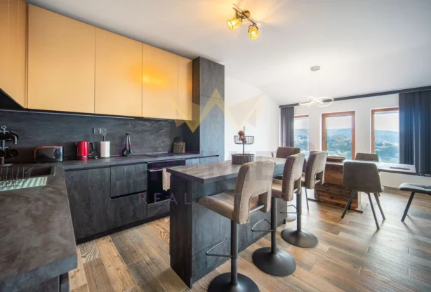 Агенция за недвижими имоти - Имоти Премиер - имот - 1063999, Цена: 221000 EUR