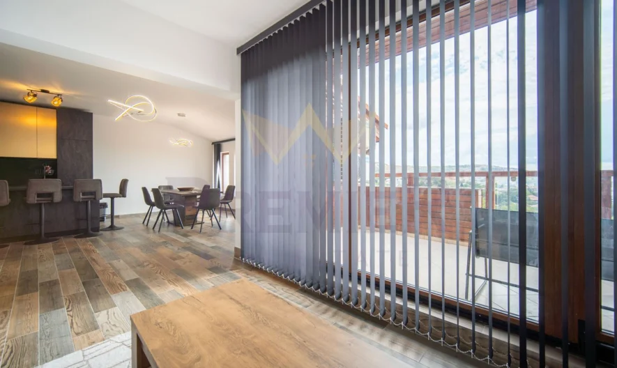 Тристаен луксозно обзаведен апартамент с морска панорама в град Балчик! -  - снимка 12 - Имоти Премиер