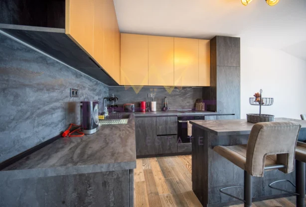 Агенция за недвижими имоти - Имоти Премиер - имот - 1063999, Цена: 221000 EUR