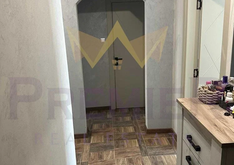 Тристаен луксозно обзаведен апартамент в кв. Люлин 2 - - снимка 15 - Имоти Премиер