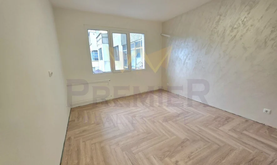 Тристаен луксозно завършен до ключ в Младост -  - снимка 1 - Имоти Премиер