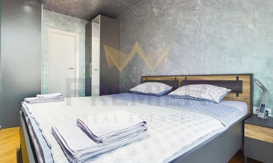 ТРИСТАЕН МОДЕРНО ОБЗАВЕДЕН АПАРТАМЕНТ -  - снимка 8 - Имоти Премиер