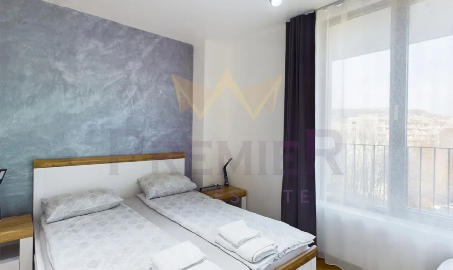 ТРИСТАЕН МОДЕРНО ОБЗАВЕДЕН АПАРТАМЕНТ - - снимка 8 - Имоти Премиер