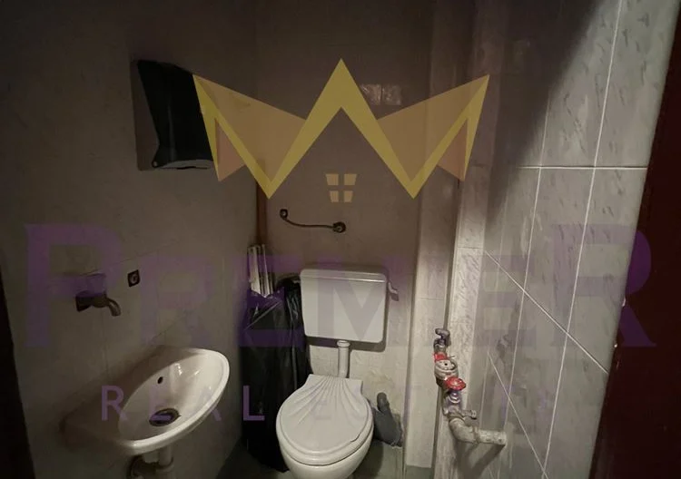 Тристаен на метри от Първо РПУ -  - снимка 3 - Имоти Премиер