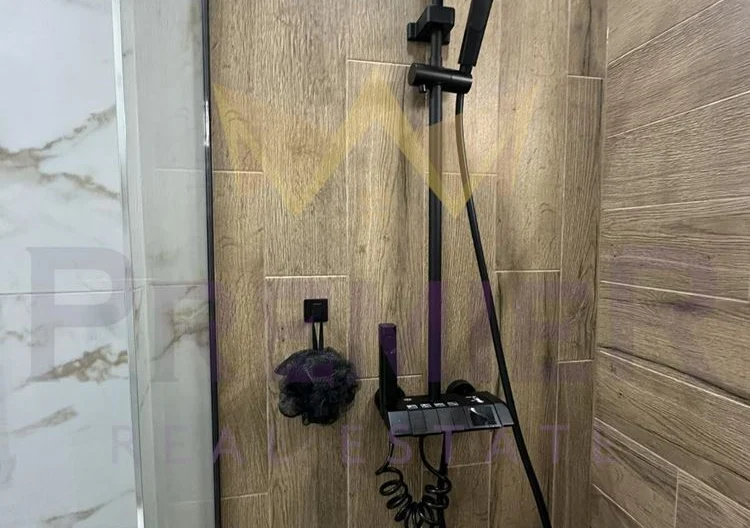 Тристаен напълно обзаведен апартамент Карпузица - - снимка 17 - Имоти Премиер