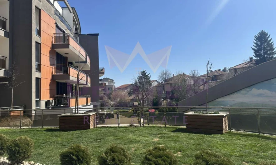 Тристаен напълно обзаведен апартамент Карпузица - - снимка 22 - Имоти Премиер