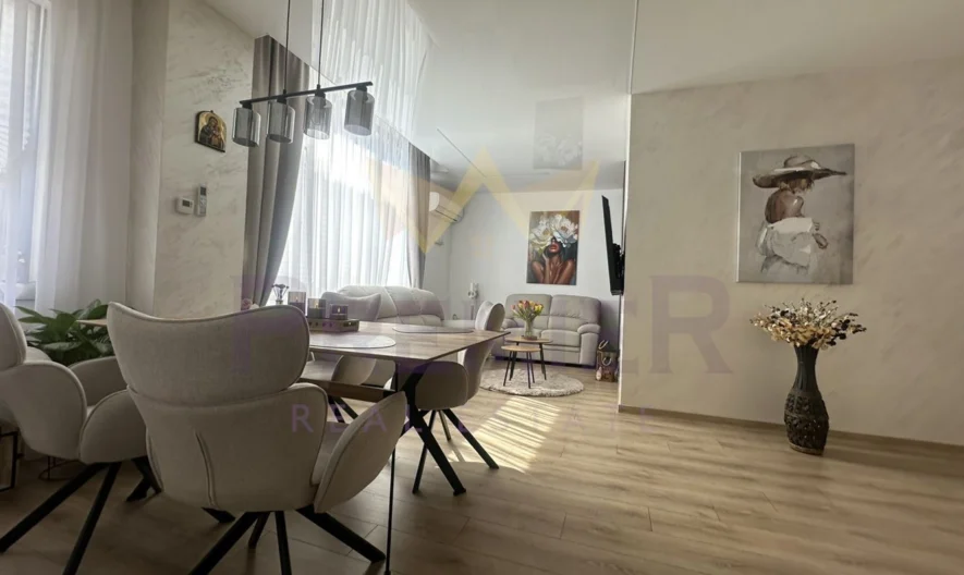 Тристаен напълно обзаведен апартамент Карпузица - - снимка 3 - Имоти Премиер