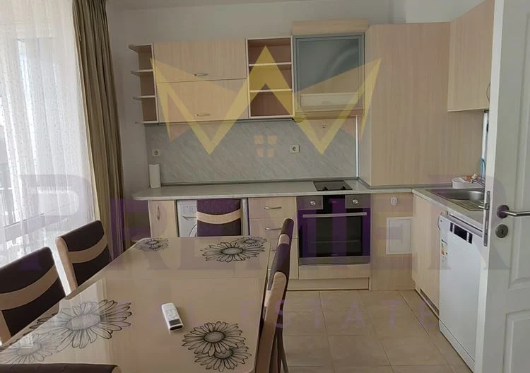 Тристаен обзаведен апартамент гр.Бяла -  - снимка 10 - Имоти Премиер