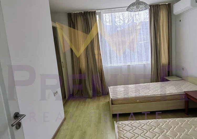 Тристаен обзаведен апартамент гр.Бяла -  - снимка 9 - Имоти Премиер