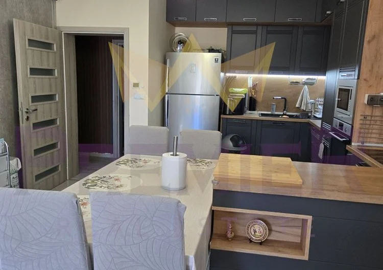 Тристаен обзаведен апартамент, кв Бриз -  - снимка 3 - Имоти Премиер