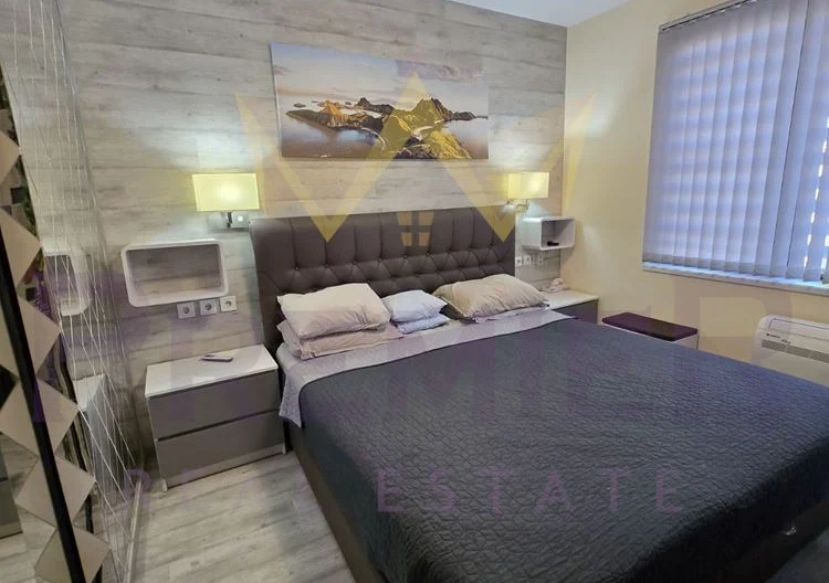 Тристаен обзаведен апартамент, кв Бриз -  - снимка 7 - Имоти Премиер