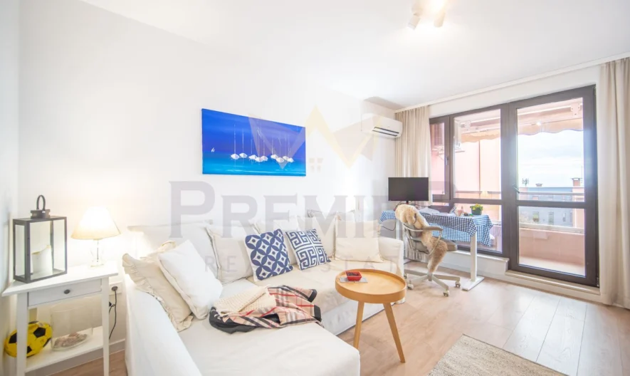 Тристаен обзаведен апартамент с моркса панорама и гараж в района на Траката - - снимка 6 - Имоти Премиер