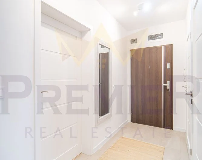 Тристаен обзаведен апартамент с моркса панорама и гараж в района на Траката - - снимка 9 - Имоти Премиер