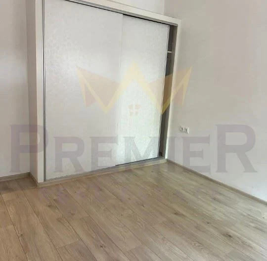 Тристаен обзаведен апартамент в кв.Иван Вазов -  - снимка 15 - Имоти Премиер