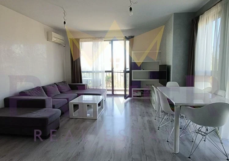 Обява за имот 1171832, Площ: 100 м<sup>2</sup>, Цена: 260000 EUR - Апартаменти Варна Траката