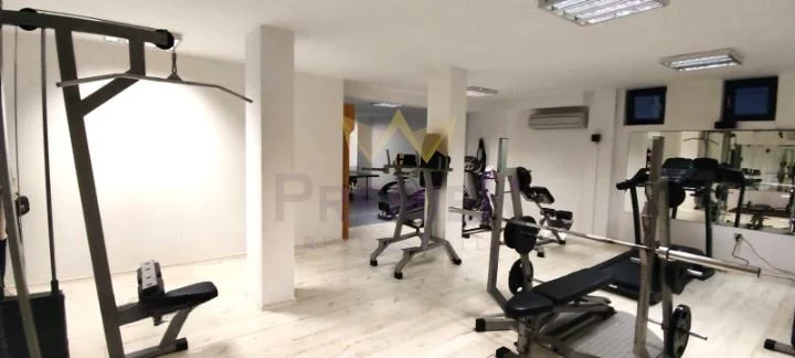 ТРИСТАЕН ОБЗАВЕДЕН АПАРТАМЕНТ в м-т Траката -  - снимка 15 - Имоти Премиер