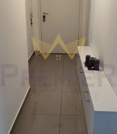 ТРИСТАЕН ОБЗАВЕДЕН АПАРТАМЕНТ в м-т Траката -  - снимка 4 - Имоти Премиер