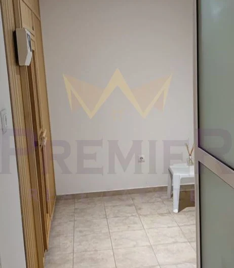 ТРИСТАЕН ОБЗАВЕДЕН АПАРТАМЕНТ в м-т Траката -  - снимка 6 - Имоти Премиер