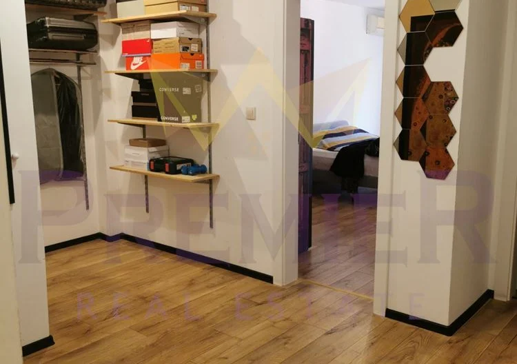 Тристаен обзаведен апартамент, Възраждане 4 - - снимка 18 - Имоти Премиер