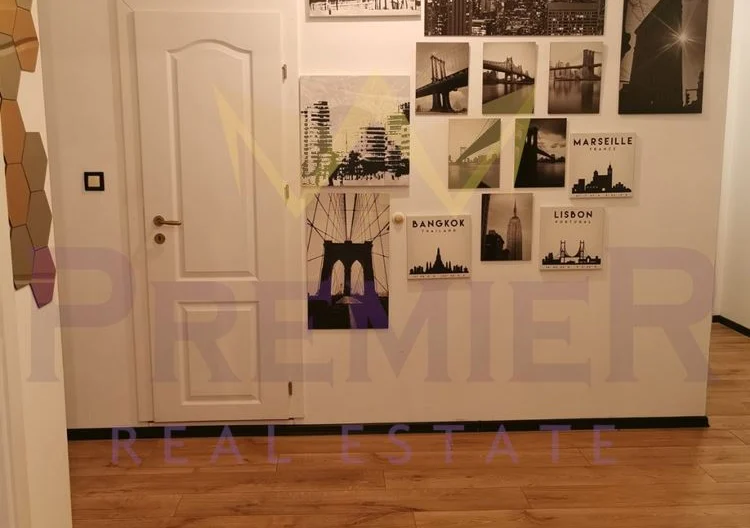 Тристаен обзаведен апартамент, Възраждане 4 - - снимка 19 - Имоти Премиер