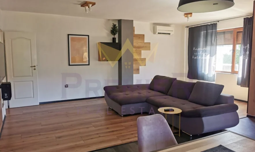 Тристаен обзаведен апартамент, Възраждане 4 - - снимка 8 - Имоти Премиер