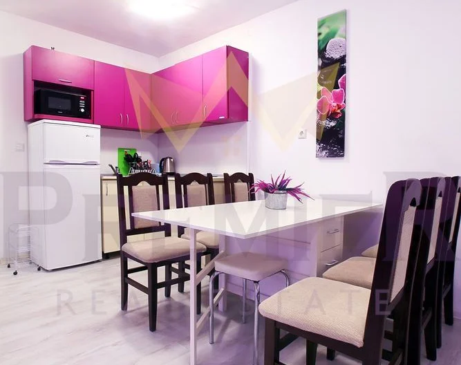 Тристаен обзаведен апартамент, затворен комплекс, гр. Балчик -  - снимка 3 - Имоти Премиер