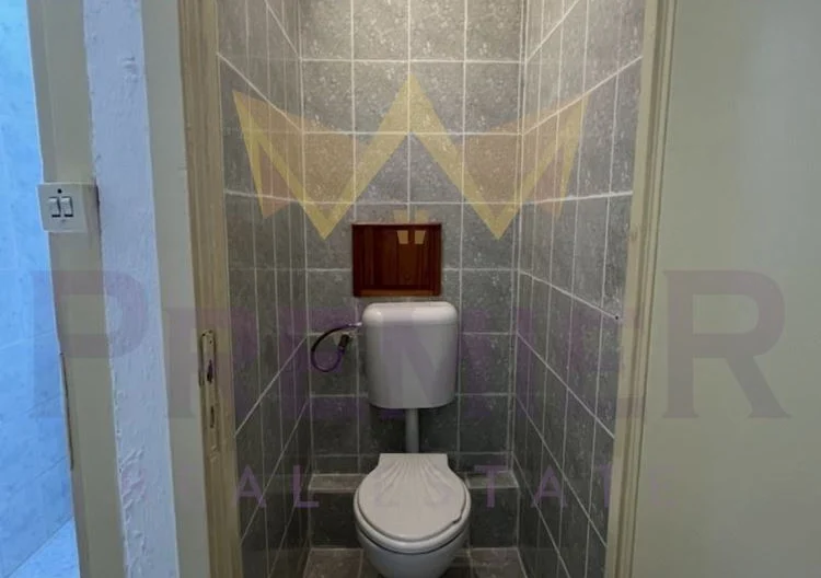 Тристаен панелен апартамент в гр. Пловдив, кв. Кючук Париж -  - снимка 11 - Имоти Премиер