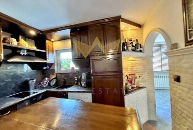 Агенция за недвижими имоти - Имоти Премиер - имот - 1085233, Цена: 176000 EUR