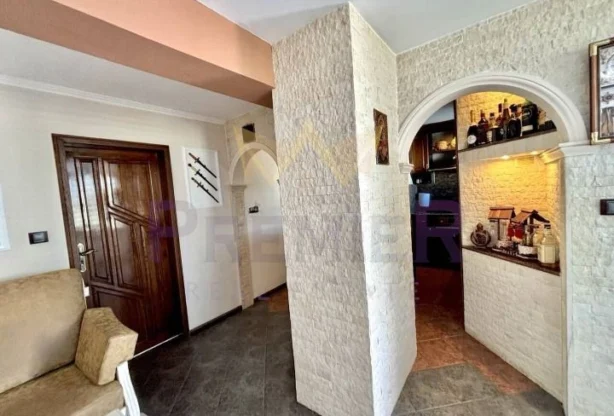 Агенция за недвижими имоти - Имоти Премиер - имот - 1085233, Цена: 176000 EUR