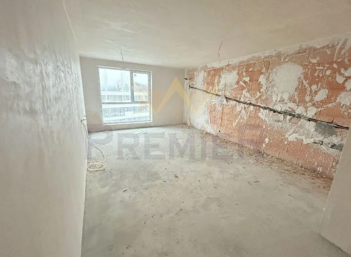 ТРИСТАЕН ПАНОРАМЕН АПАРТАМЕНТ В ЛЕВСКИ -  - снимка 3 - Имоти Премиер