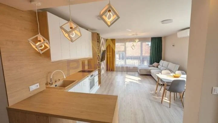 ТРИСТАЕН ПЕНТХАУС ГРЪЦКА МАХАЛА -  - снимка 6 - Имоти Премиер