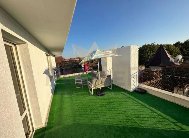 ТРИСТАЕН ПЕНТХАУС ГРЪЦКА МАХАЛА -  - снимка 9 - Имоти Премиер