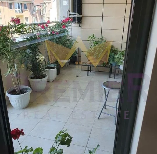 ТРИСТАЕН ПОЛУОБЗАВЕДЕН АПАРТАМЕНТ, ЦЕНТЪР -  - снимка 15 - Имоти Премиер