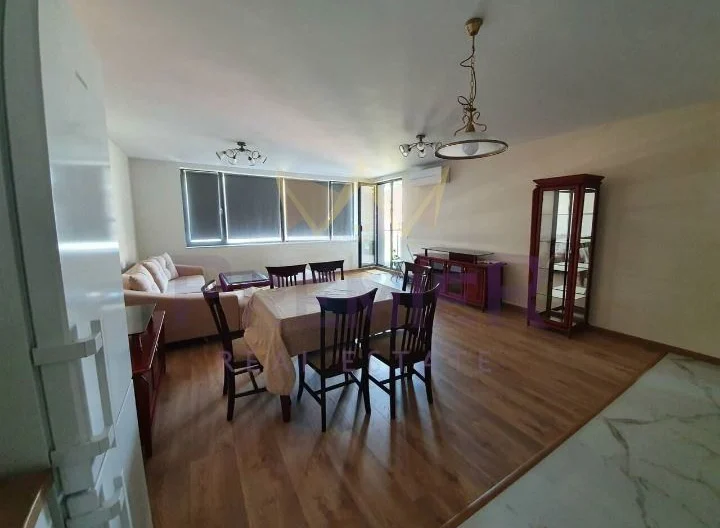 ТРИСТАЕН ПОЛУОБЗАВЕДЕН АПАРТАМЕНТ, ЦЕНТЪР -  - снимка 4 - Имоти Премиер