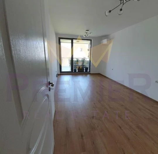 ТРИСТАЕН ПОЛУОБЗАВЕДЕН АПАРТАМЕНТ, ЦЕНТЪР -  - снимка 8 - Имоти Премиер