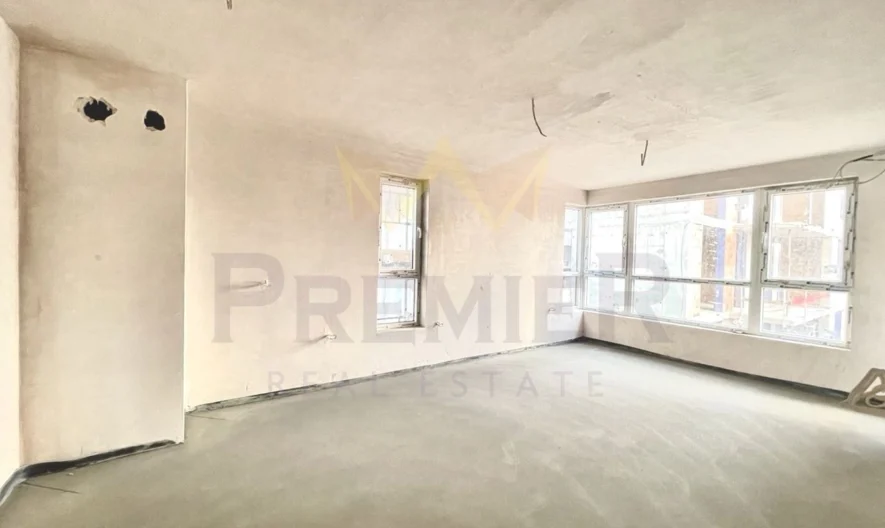 Тристаен просторен апартамент в Левски -  - снимка 2 - Имоти Премиер