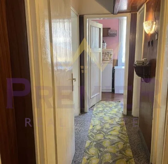 Тристаен просторен апартамент в Центъра на София -  - снимка 5 - Имоти Премиер