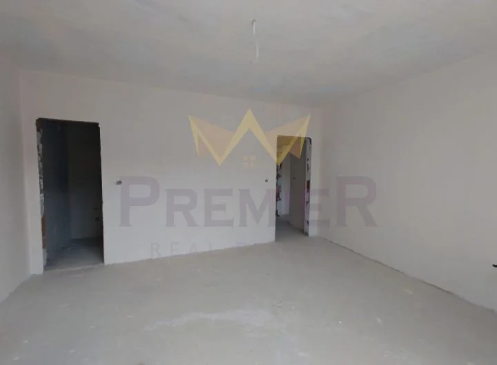 ТРИСТАЕН ПРОСТОРЕН АПАРТАМЕНТ В ЗАВЪРШЕНА СГРАДА С АКТ 16 – кв. ВИНИЦА -  - снимка 3 - Имоти Премиер