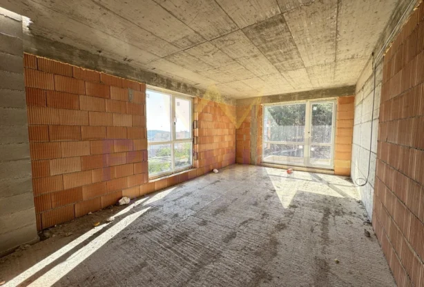 Агенция за недвижими имоти - Имоти Премиер - имот - 920718, Цена: 133400 EUR